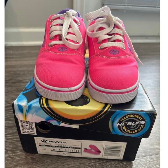 Heelys Pro 20 Sneaker In Pink Size 4 Youth - Picture 2 of 9